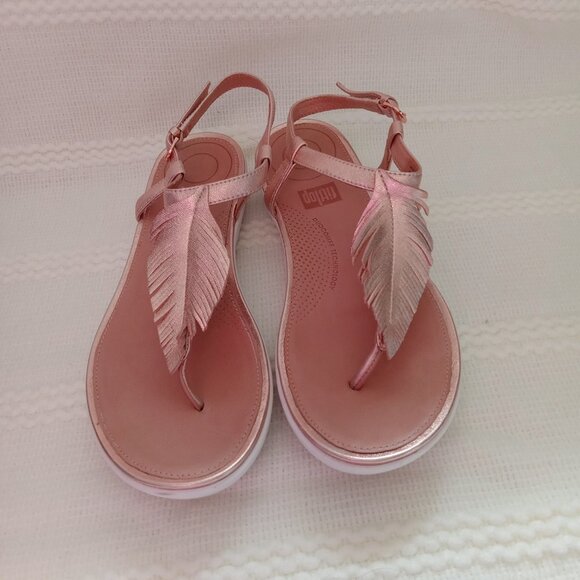 FINAL SALE Fit Flop Sola Metallic Feather Sandal - Picture 5 of 5